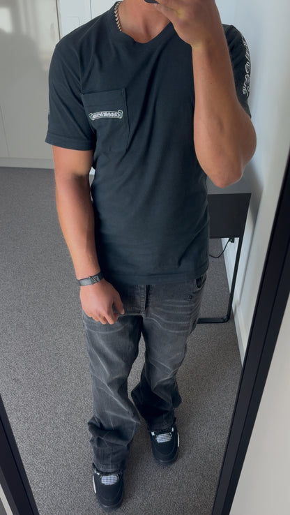 𝐃𝐢𝐬𝐭𝐫𝐞𝐬𝐬𝐞𝐝 𝐅𝐥𝐚𝐫𝐞𝐝 𝐉𝐞𝐚𝐧𝐬